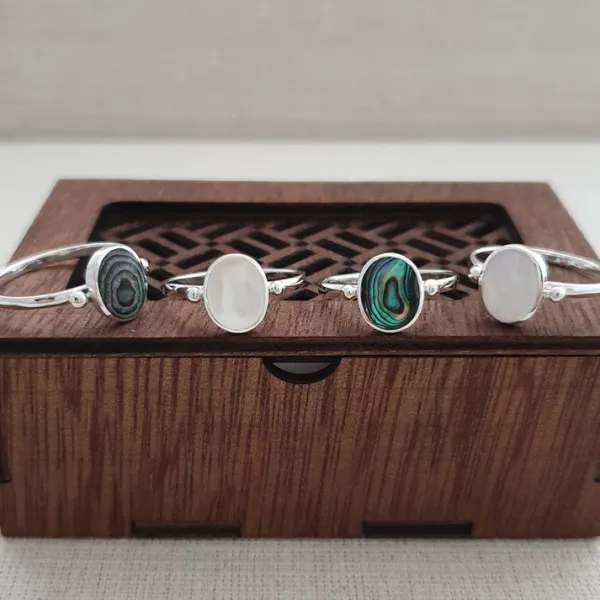 Studio Jewellery Gem Stone Rings | Rings-Big Oval 1 Bead Silver Abalone Ring