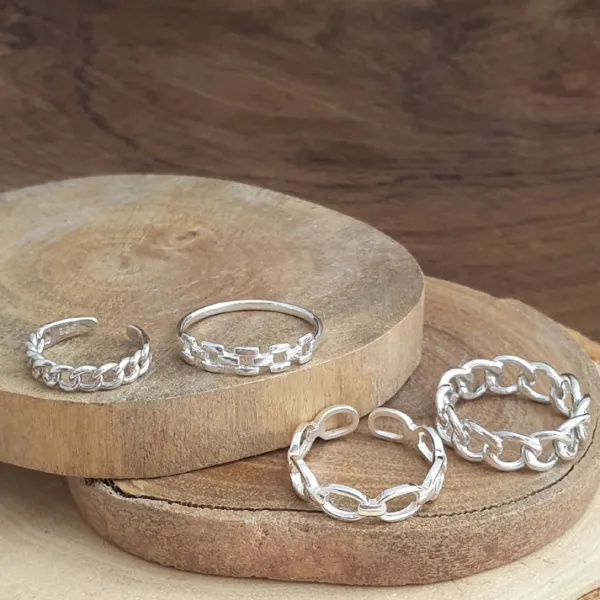 Studio Jewellery Feature & Stacker Rings | Rings-Chain Link Silver Ring
