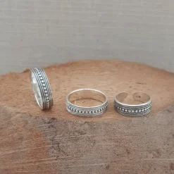 Studio Jewellery Midi And Knuckle Rings | Rings-Dot Band Silver Knuckler Ring