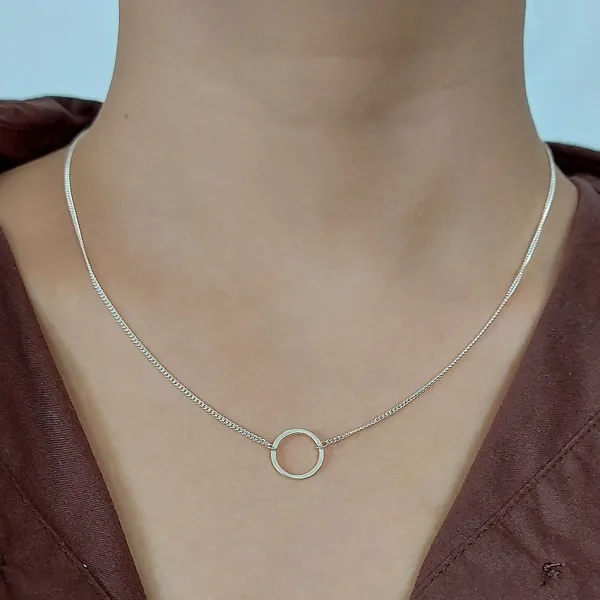 Studio Jewellery Necklaces-Fine Circle Silver Necklace