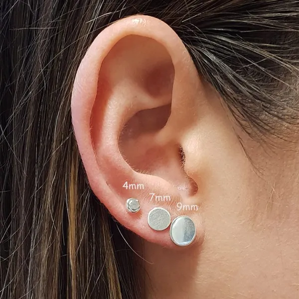 Studio Jewellery Stud Earrings | Earrings-Flat Round Disc Silver Sleeper Studs