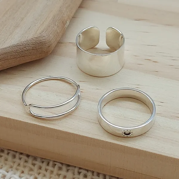 Studio Jewellery Feature & Stacker Rings | Rings-Minimalistic Oblong Silver Ring