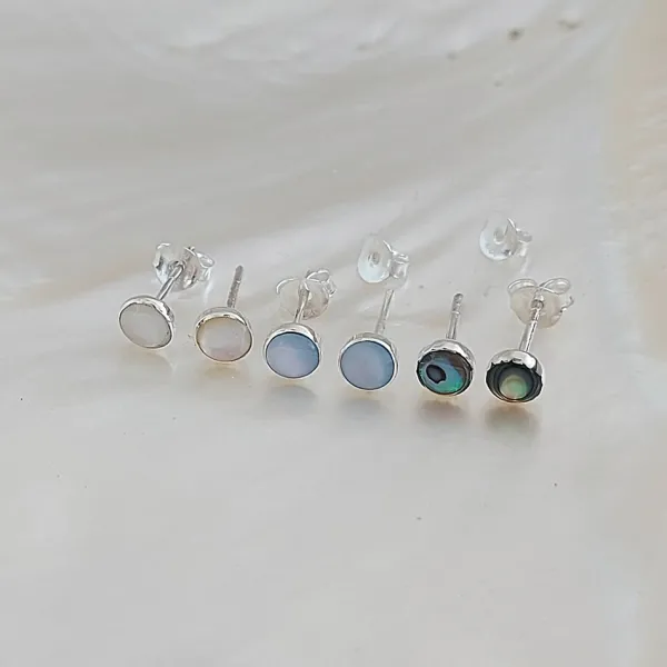 Studio Jewellery Stud Earrings | Earrings-4mm Blue Shell Circle Silver Earring Studs