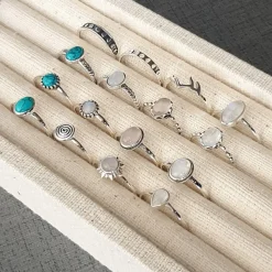 Studio Jewellery Gem Stone Rings | Rings-Rope Edge Oval Moonstone Silver Gemstone Ring
