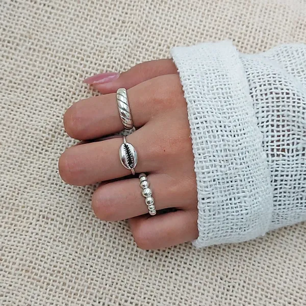 Studio Jewellery Rings-Silver Cowrie Ring