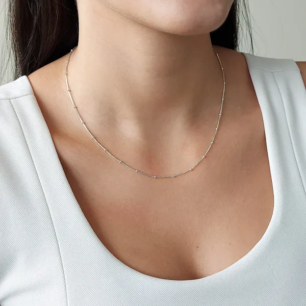 Studio Jewellery Necklaces-Silver Dot Box Chain Necklace