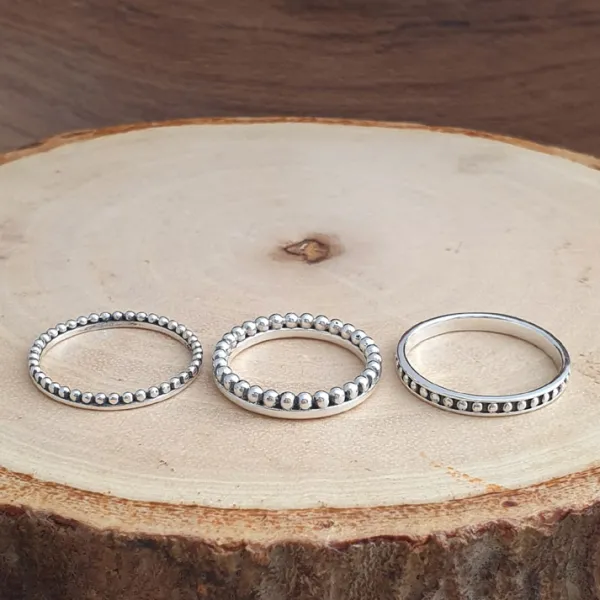 Studio Jewellery Feature & Stacker Rings | Rings-Slim Bead Band Silver Stacker Ring
