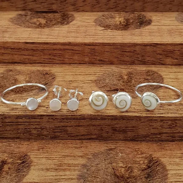 Studio Jewellery Stud Earrings | Earrings-Small Round Shiva Shell Swirl Silver Earring Studs