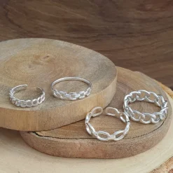 Studio Jewellery Feature & Stacker Rings | Rings-Square Chain Silver Ring