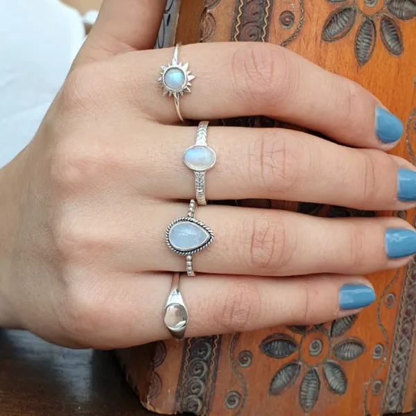 Studio Jewellery Gem Stone Rings | Rings-Sun Moonstone Silver Gemstone Ring