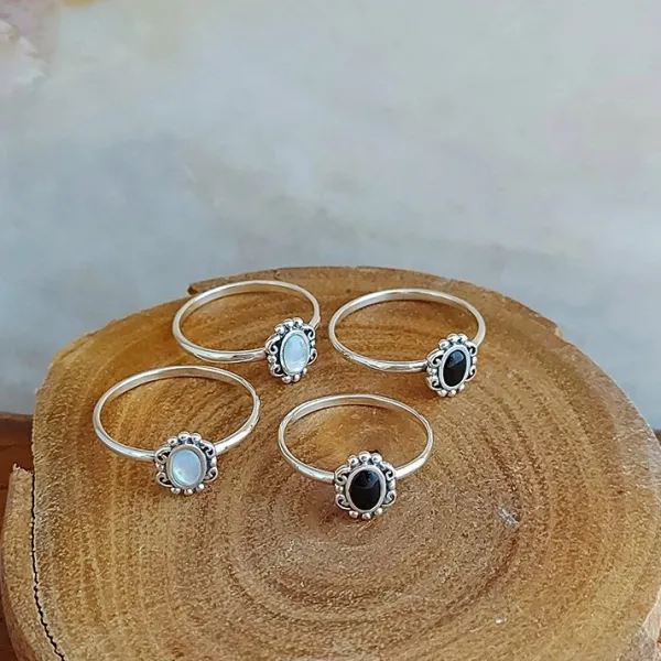Studio Jewellery Gem Stone Rings | Rings-Vintage Beaded Shell Silver Ring