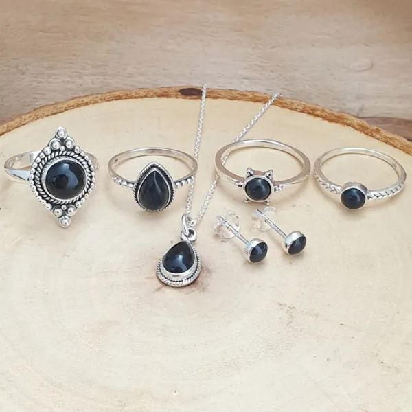Studio Jewellery Necklaces-Water Drop Onyx Silver Necklace