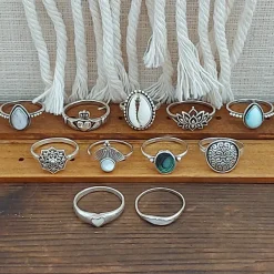 Studio Jewellery Gem Stone Rings | Rings-White Shell Heart Silver Ring