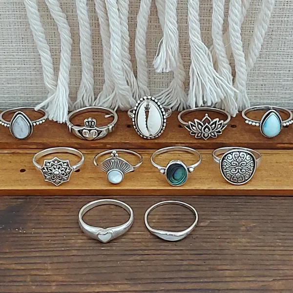 Studio Jewellery Gem Stone Rings | Rings-White Shell Heart Silver Ring